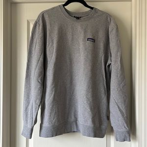 Patagonia Gray sweatshirt great condition mens large